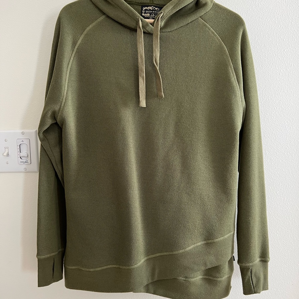 Womens United by Blue Sweatshirt M